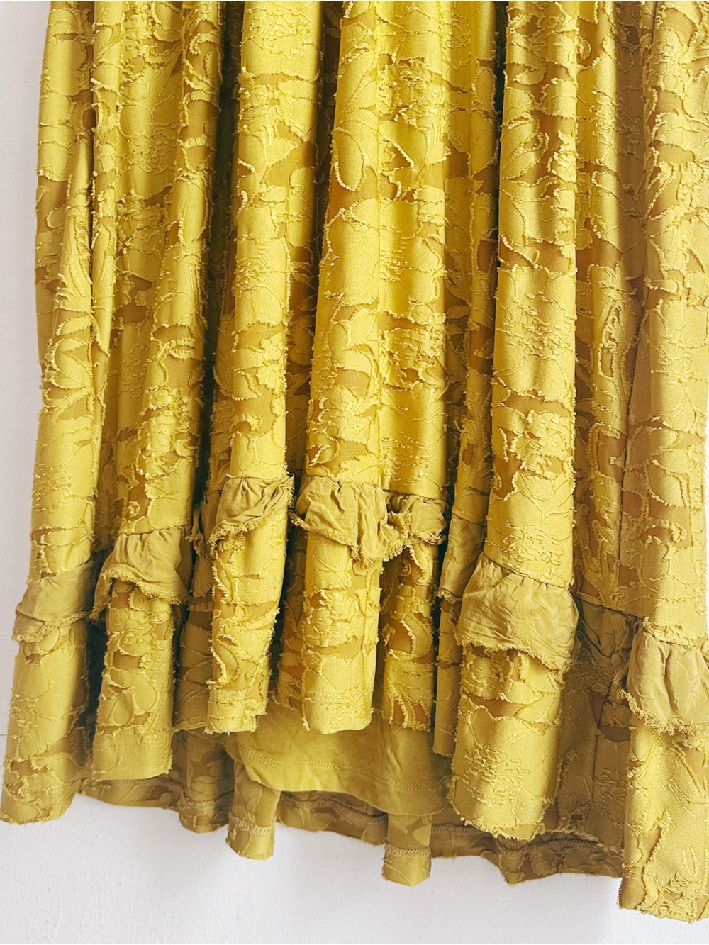 Anthropologie chartreuse Yellow Ruffle knit mini Dress back cutout burnout small - Picture 6 of 10